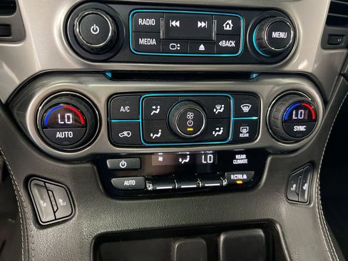 Used 2018 Chevrolet Tahoe LT image 11