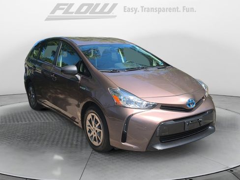 Used 2015 Toyota Prius V Four FWD image 1