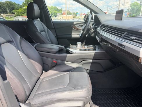 Used 2018 Audi Q7 2.0T Premium Plus AWD/4WD image 17