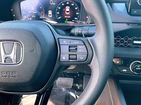 Used 2025 Honda Accord SE image 12