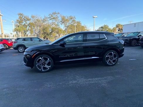 New 2026 Chevrolet Equinox EV LT image 4