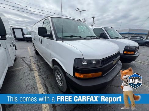 Used 2025 Chevrolet Express 2500 Extended w/ Driver Convenience Package RWD image 2