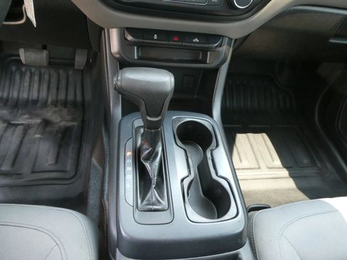 Used 2018 Chevrolet Colorado W/T RWD image 20
