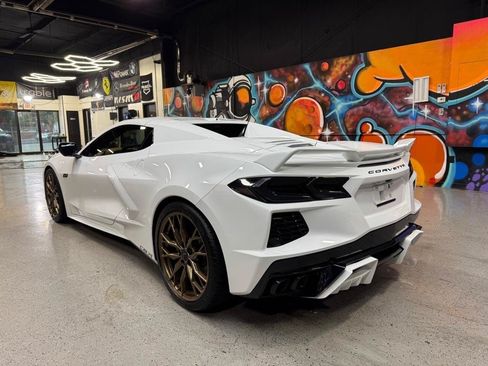 Used 2023 Chevrolet Corvette Stingray Premium Conv w/ Z51 Performance Package RWD image 3