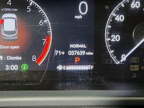 Used 2025 Honda HR-V LX image 11
