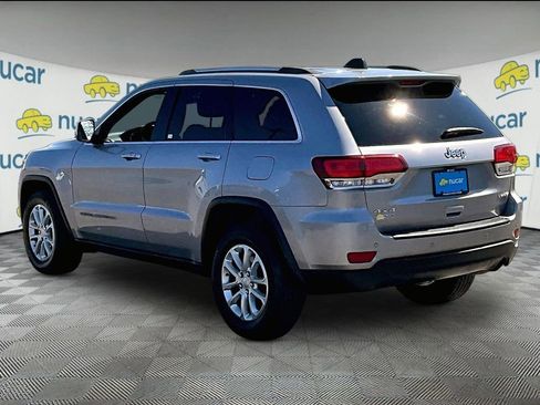 Used 2021 Jeep Grand Cherokee Laredo AWD/4WD image 4