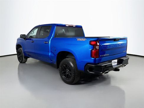 Used 2022 Chevrolet Silverado 1500 Custom Trail Boss AWD/4WD image 7