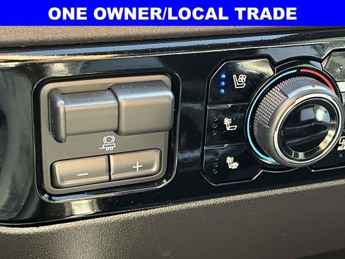 Used 2025 Chevrolet Silverado 3500 High Country w/ Technology Package AWD/4WD image 23