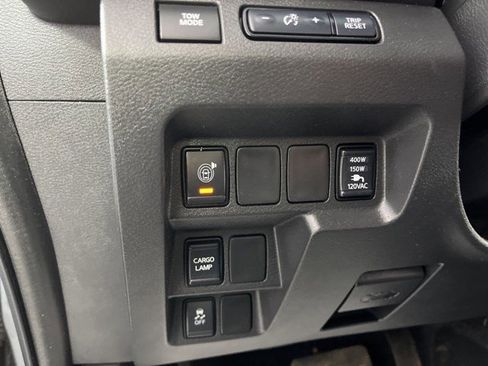 Used 2025 Nissan Frontier SV w/ SV Convenience Package RWD image 26