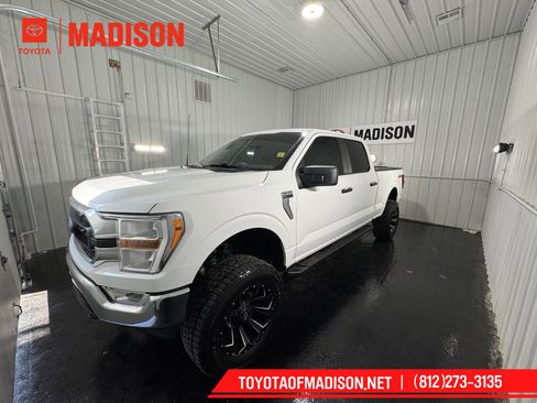 Used 2022 Ford F150 XLT image 1