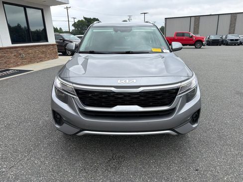 Used 2022 Kia Seltos S FWD image 9