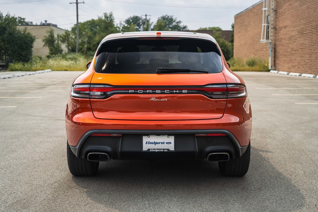 Used 2023 Porsche Macan AWD/4WD image 5