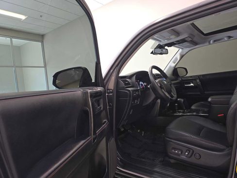 Certified 2023 Toyota 4Runner TRD Off-Road Premium w/ Off Road Premium Plus Package AWD/4WD image 22