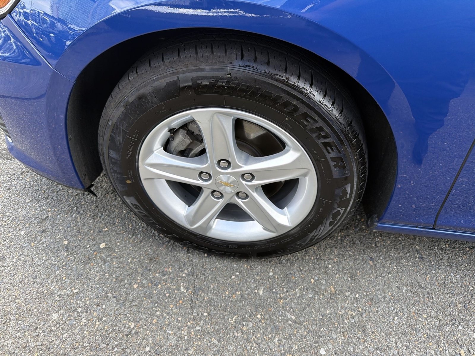 Used 2023 Chevrolet Malibu LS FWD image 12