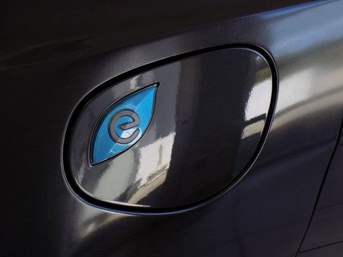 Used 2022 Chrysler Pacifica Touring-L FWD image 39