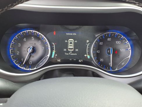 New 2027 Chrysler Pacifica LX FWD image 26