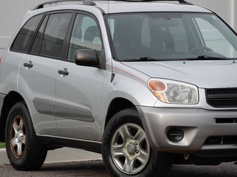 Used 2005 Toyota RAV4 4WD image 43