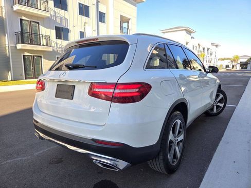 Used 2018 Mercedes-Benz GLC 300 w/ Premium Package image 6
