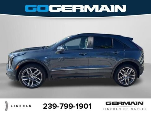 Used 2020 Cadillac XT4 Sport image 3