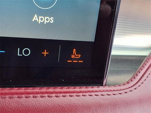 Used 2023 Lincoln Corsair Reserve image 6