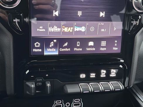 New 2026 RAM 2500 Big Horn AWD/4WD image 30