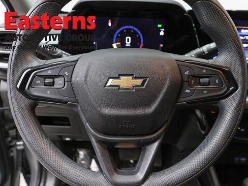 Used 2024 Chevrolet TrailBlazer LT FWD image 10