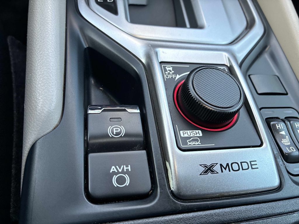 Used 2021 Subaru Forester Premium AWD/4WD image 31