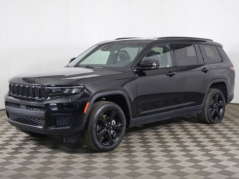 Used 2023 Jeep Grand Cherokee L Laredo AWD/4WD image 9