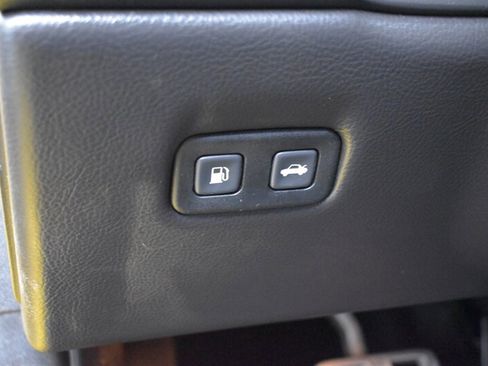 Used 2006 Chevrolet Corvette Coupe RWD image 14