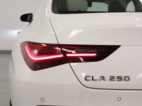 Certified 2025 Mercedes-Benz CLA 250 4MATIC image 11
