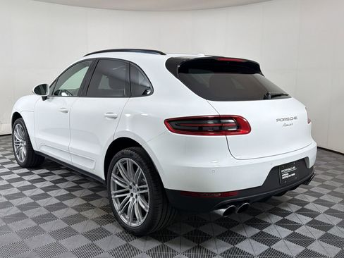 Used 2018 Porsche Macan AWD/4WD image 3
