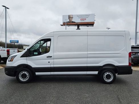 New 2026 Ford Transit 150 148 Medium Roof RWD image 39