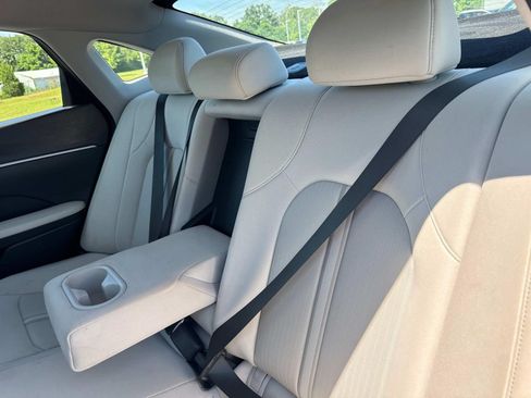 Used 2024 Hyundai Sonata SEL FWD image 17