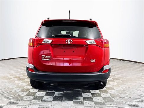 Used 2015 Toyota RAV4 XLE image 7