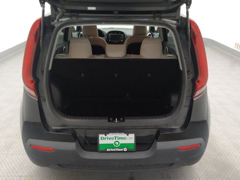 Used 2022 Kia Soul LX FWD image 29
