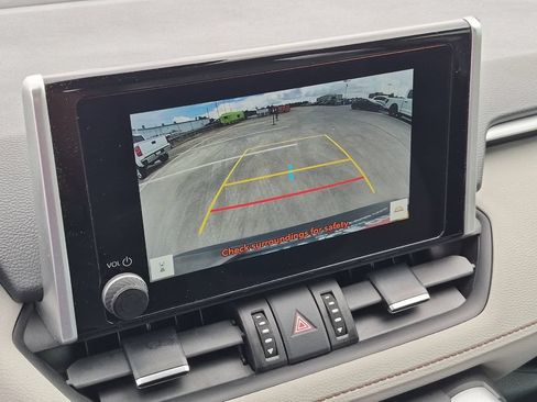 Certified 2025 Toyota RAV4 XLE Premium FWD image 20