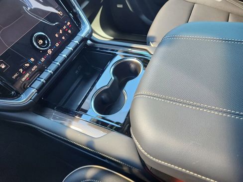 New 2026 GMC Yukon XL Elevation w/ Elevation Premium Package image 22