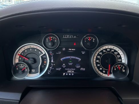 Used 2013 RAM 3500 Laramie w/ Cold Weather Group image 22