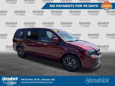 Used 2019 Dodge Grand Caravan SE FWD image 1