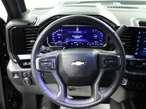 Used 2025 Chevrolet Silverado 2500 High Country image 17