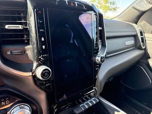Used 2022 RAM 1500 Laramie AWD/4WD image 14