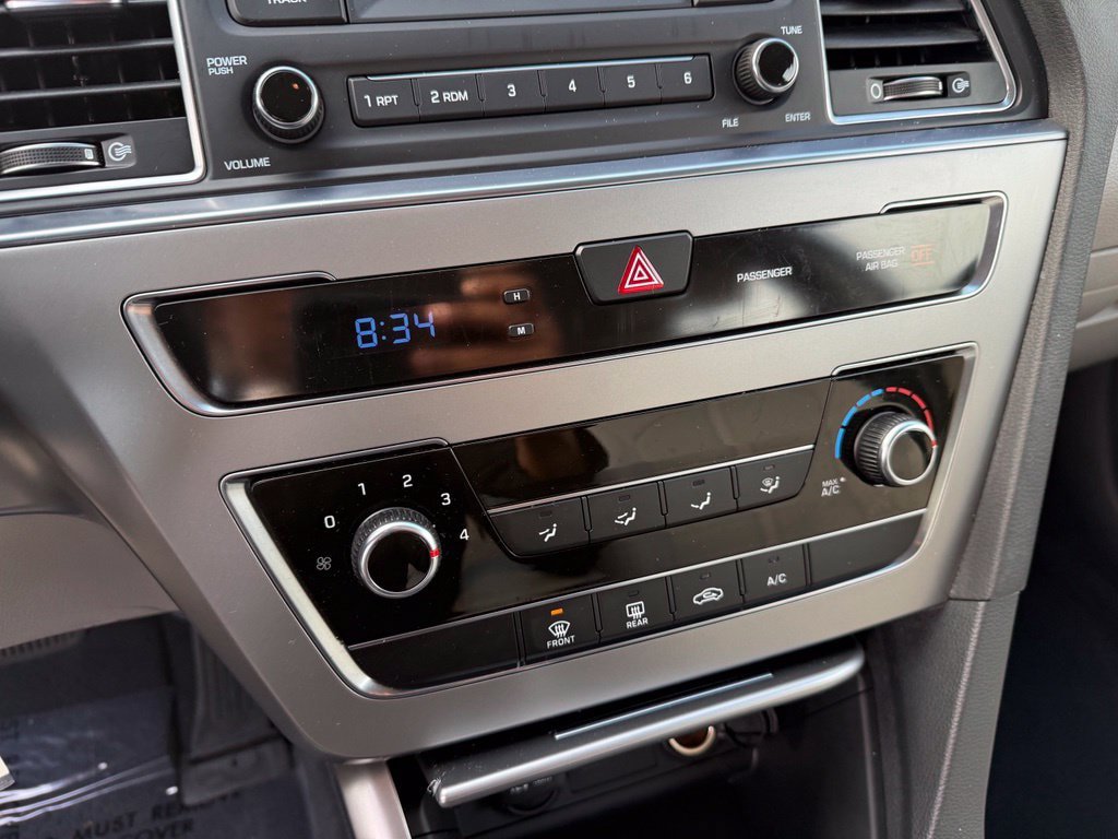 Used 2015 Hyundai Sonata SE FWD image 28