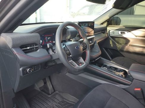 Used 2025 Ford Explorer ST RWD image 20