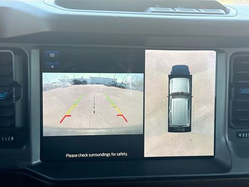 Used 2023 Ford Bronco Outer Banks image 14