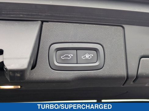 Used 2020 Volvo XC60 T6 Inscription image 35