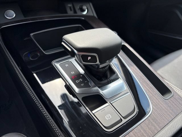 Used 2024 Audi Q5 2.0T Premium Plus w/ Premium Plus Package AWD/4WD image 30