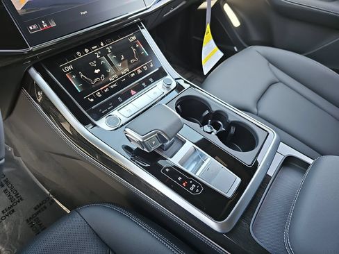 New 2026 Audi Q7 Premium Plus AWD/4WD image 28
