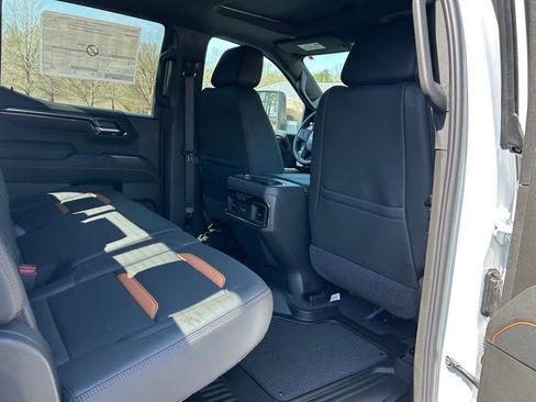 New 2026 GMC Sierra 1500 AT4 w/ AT4 Premium Package image 50