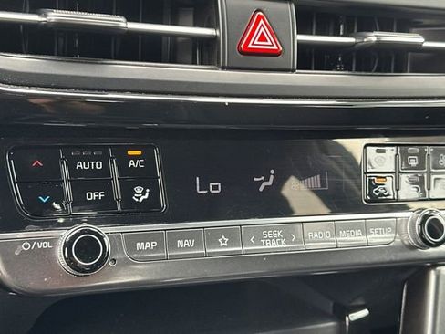 Used 2025 Kia Seltos S image 24