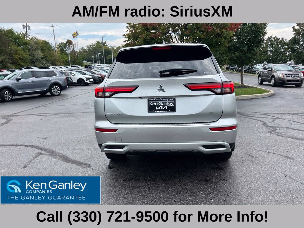 Used 2023 Mitsubishi Outlander SE AWD/4WD image 11